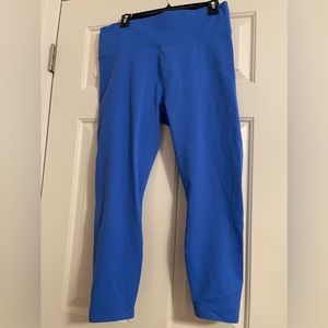Womens Fabletics 7/8 capri blue leggings-size XXL